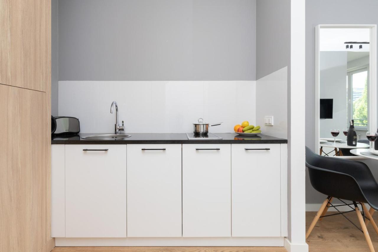 Slawinska Apartment Warsaw Wola By Noclegi Renters Eksteriør billede